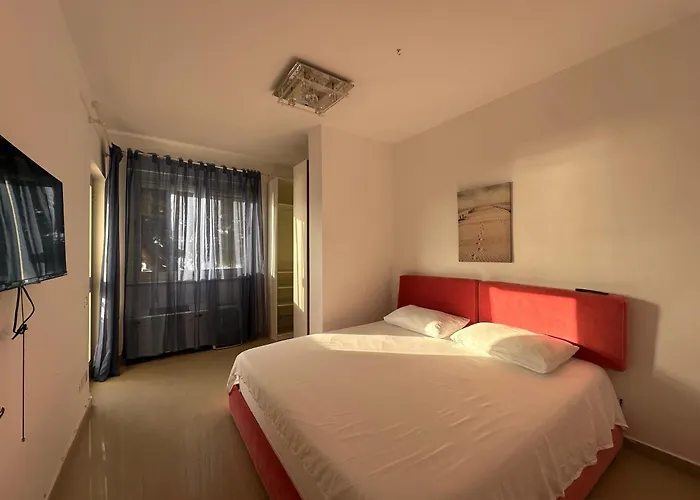 Alcazar Luxury Lejlighed