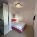 Alcazar Luxury Golem (Tirana)