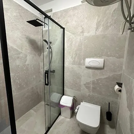 Alcazar Luxury Apartament *